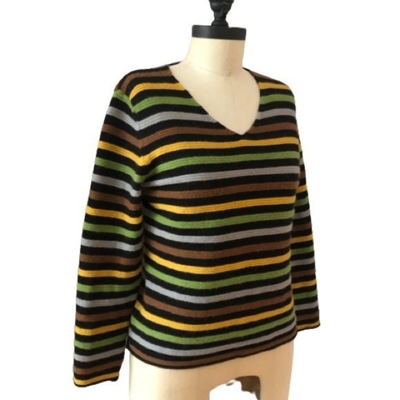 100% Cashmere Multicolor Rainbow Striped V-neck Sweater - Picture 4 of 16